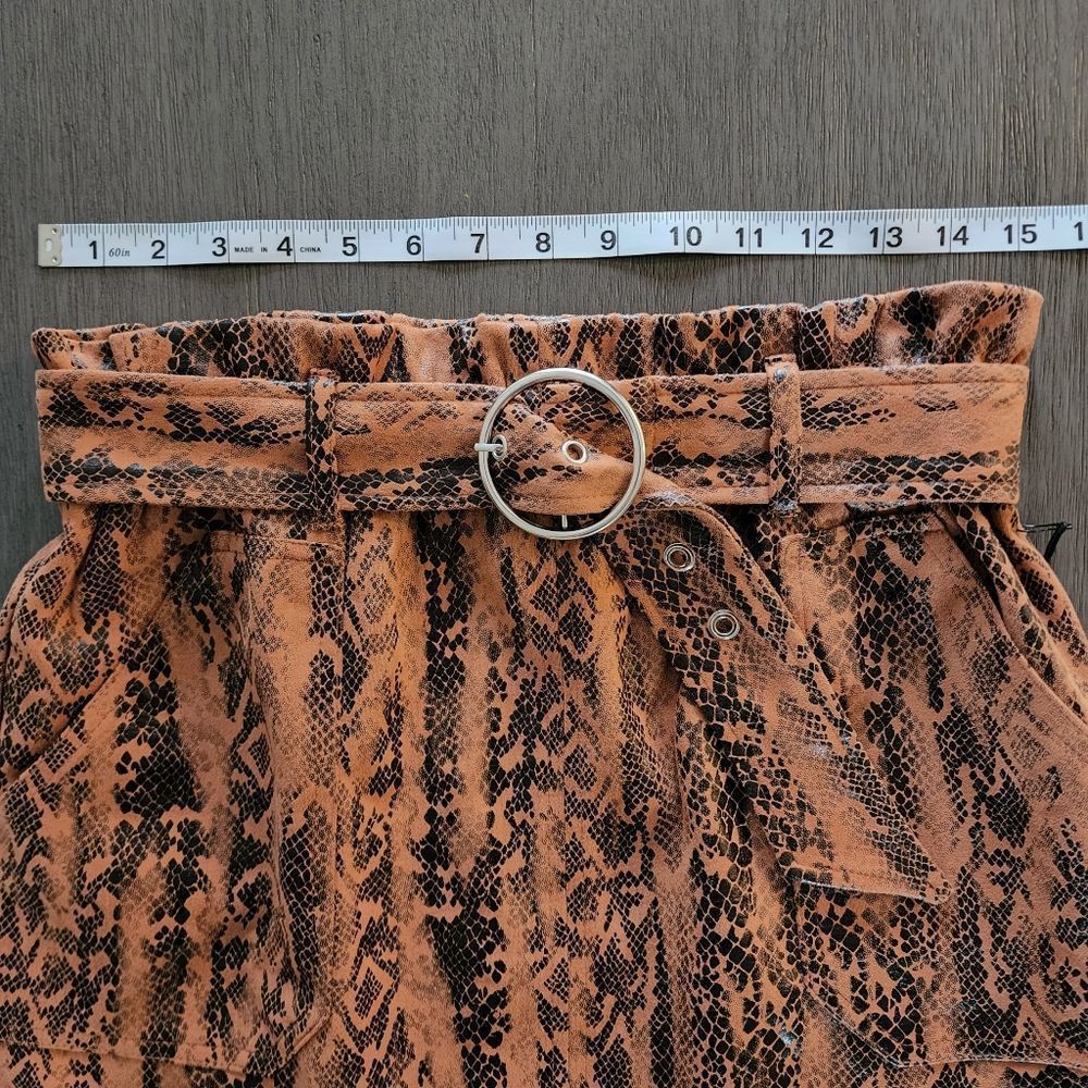 Haute Monde Skirt Faux Leather Snake Print Size Large NWT - Picture 7 of 8